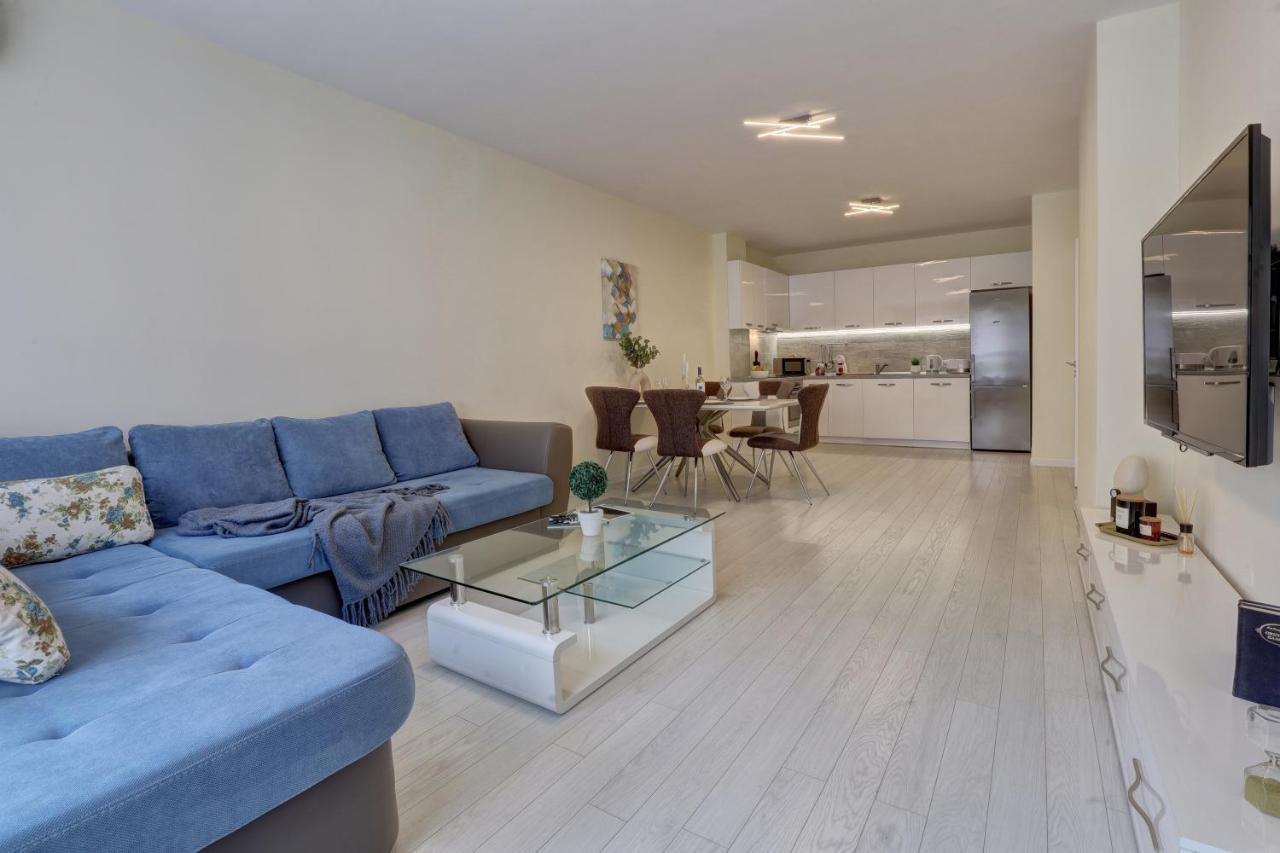 Luxury Center Apartments In Grand Karavel Varna Exterior foto
